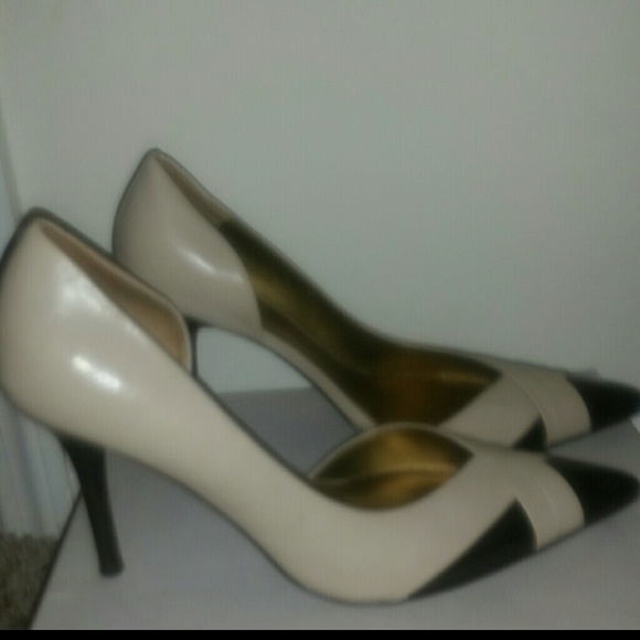 DSW heels tan with dark brown tips