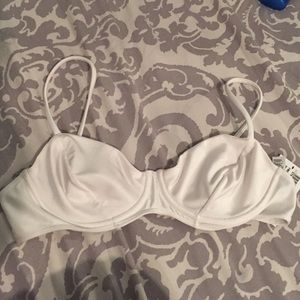 White underwire bikini top