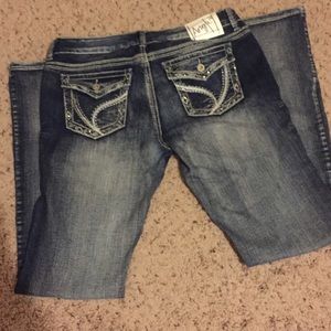 Brand New! Ariya Jeans Slim Boot Curvy Fit