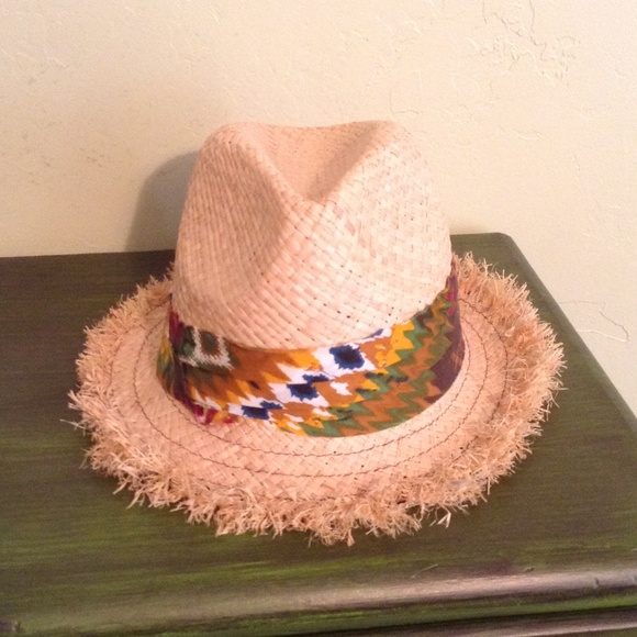Fringed straw fedora