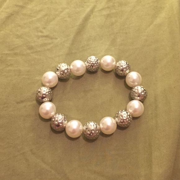 Plastic bead bracelet