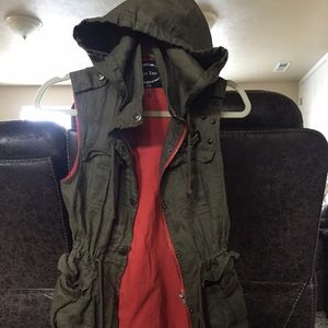 Love Tree Utility Vest