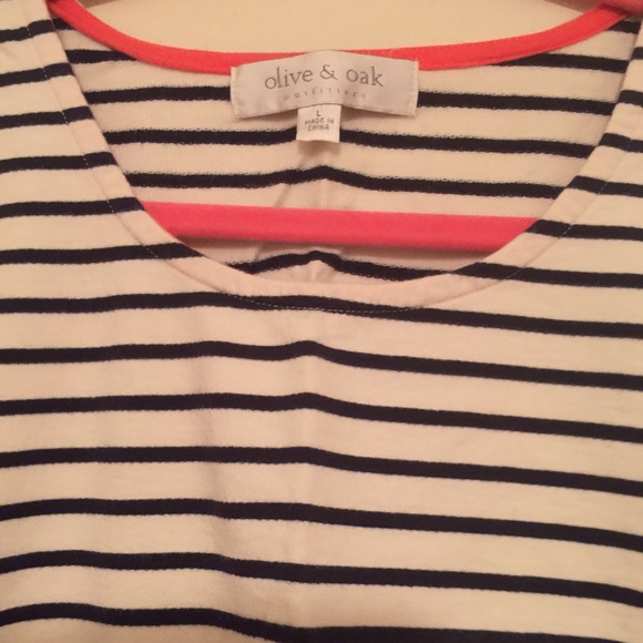 Olive & Oak stripped crop top. Size Large - Picture 2 of 4