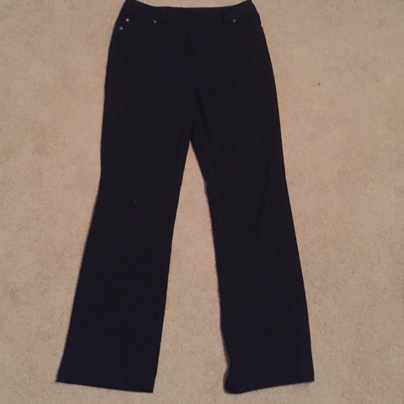 Black dress pants - Picture 1 of 3
