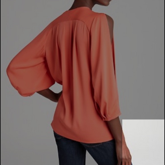 DVF Astor Silk Top. Worn once! - Picture 2 of 2