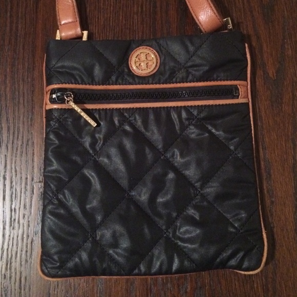 Tory Burch Handbags - Tory Burch Cross Body Bag