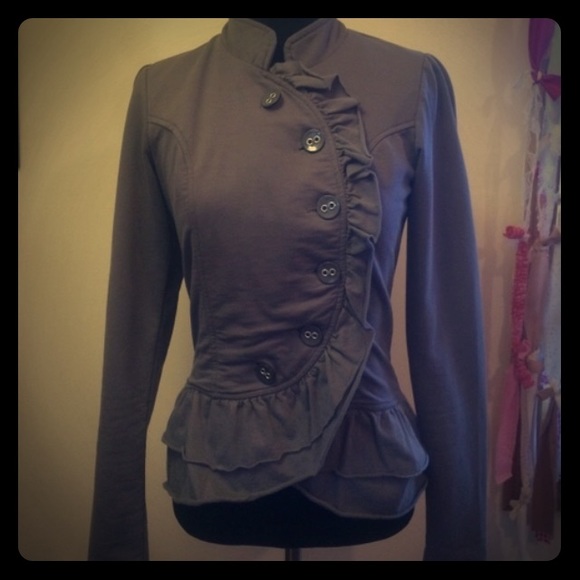 Grey vintage ruffle jacket