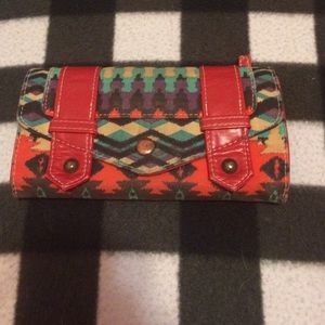Tribal Print Tri Fold Wallet