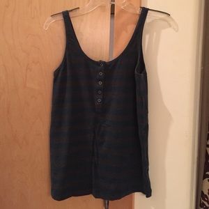 Lulu button down tank