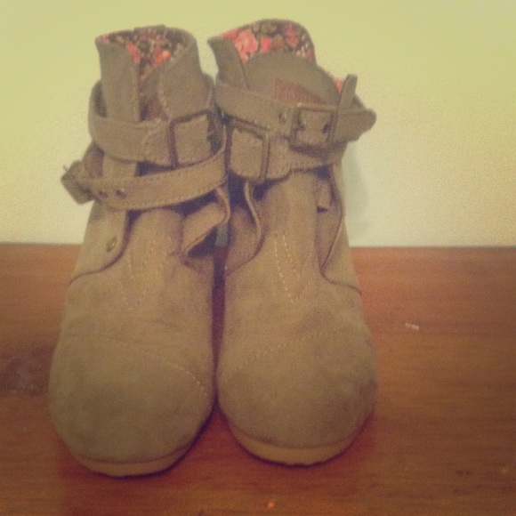 Faux Suede Wedge Booties