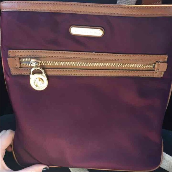 Michael kors cross body