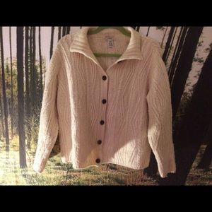 ❗️⬇️Vintage L.L bean 100% wool sweater :)