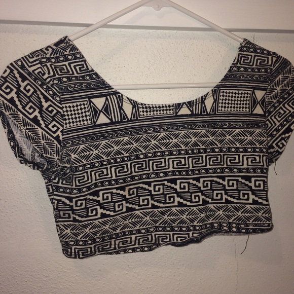 Crop top