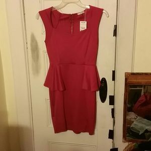 Dress with side ruffles