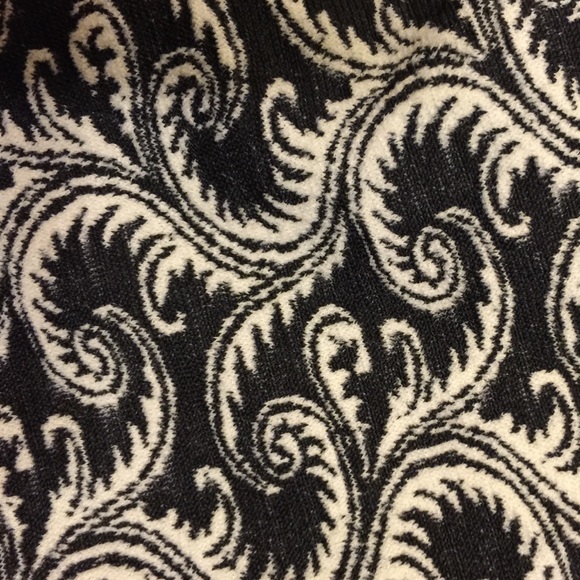 ♦️SOLD♦️Leggings - Picture 3 of 4