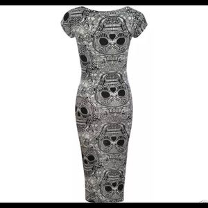 Boohoo Skull Print Bodycon Midi Dress