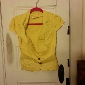 Short sleeved blazer