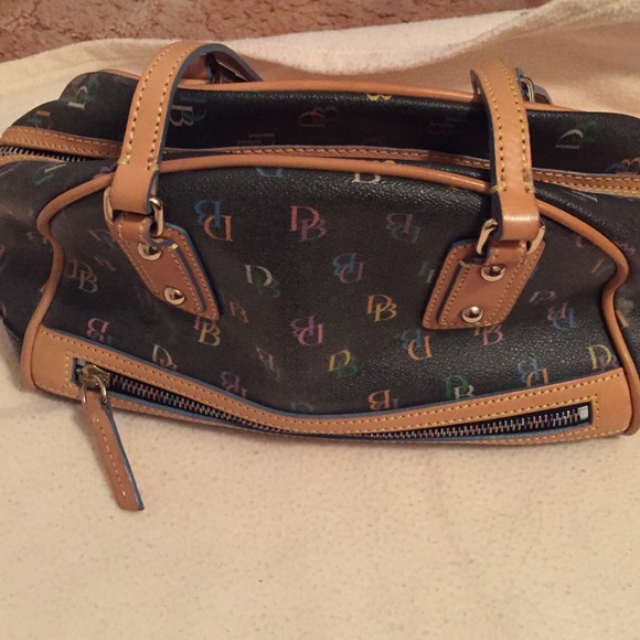 Dooney & Bourke Purse.