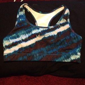 Sports bra
