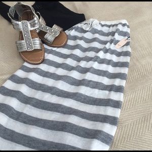 VS grey and white striped maxi skirt. NWT small