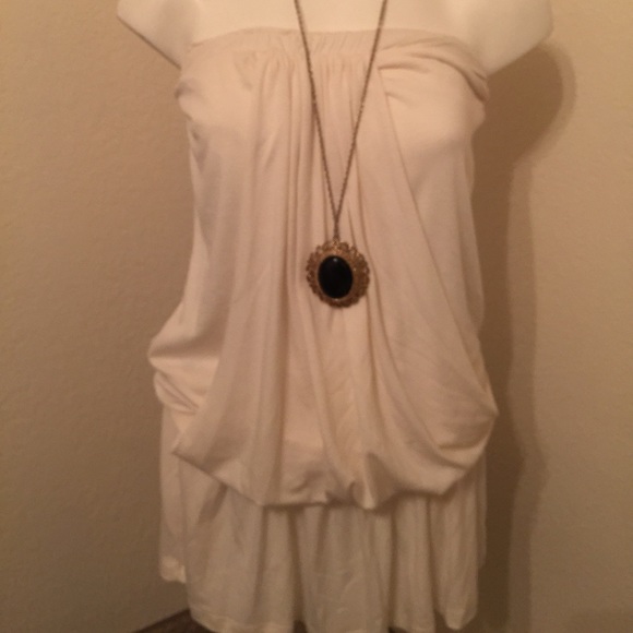 NWOT Cream colored strapless blouse - Picture 2 of 3