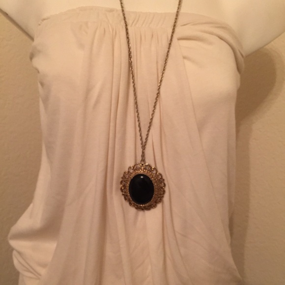 NWOT Cream colored strapless blouse - Picture 3 of 3