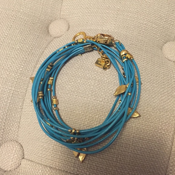 Turquoise and gold leather wrap bracelet - Picture 3 of 4