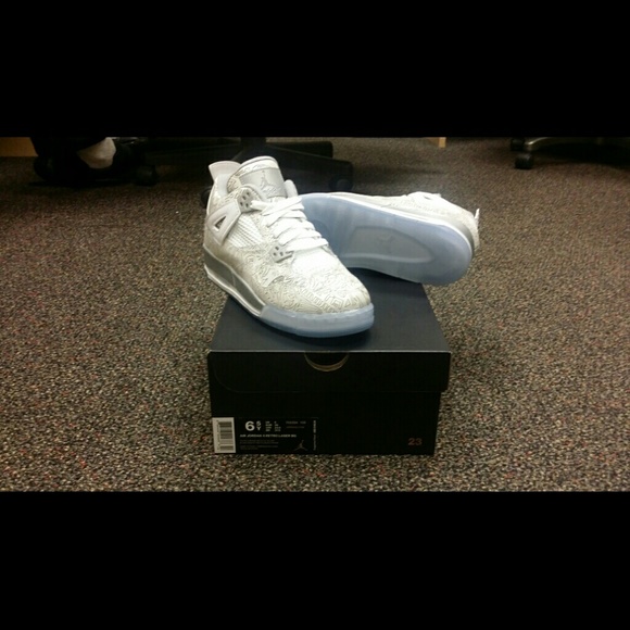 Jordan Retro 4s Laser Size 6.5 - Picture 1 of 1