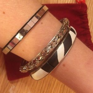 Black and White Bangle/Bracelet Set