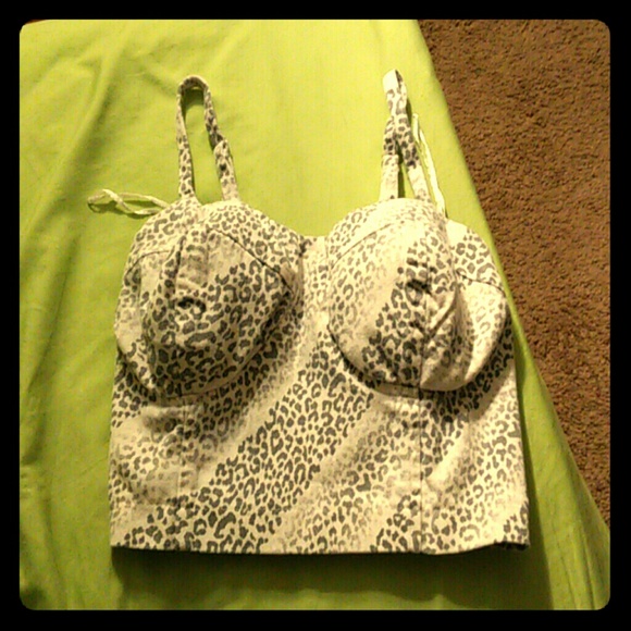 Leopard print crop top