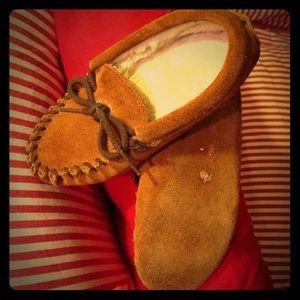 Minnetonka toddler moccasins