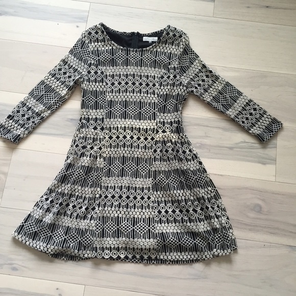 ❌SOLD❌Stretch black lace fit & flare mini dress - Picture 2 of 4