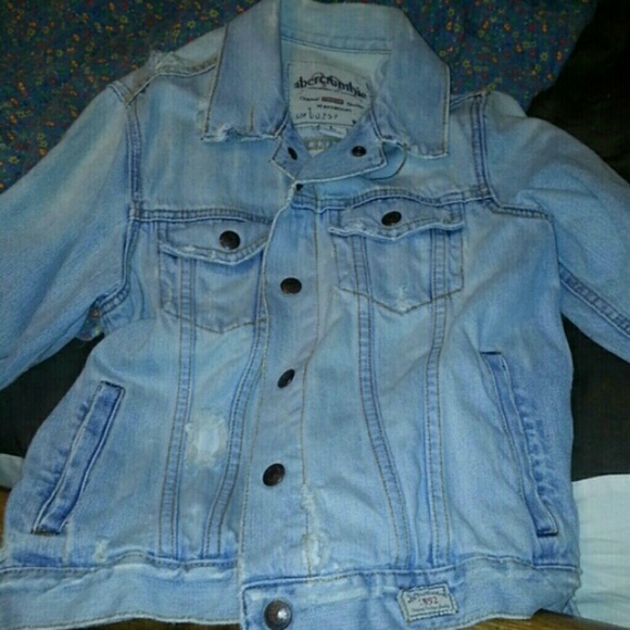 Boys abcrombie kids jackets works for  women