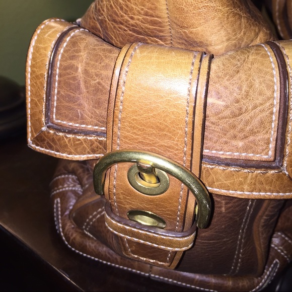 Authentic Classic leather Coach bag - Picture 3 of 4