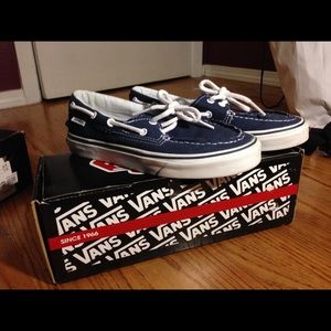 Navy blue vans boat shoes women's size 7