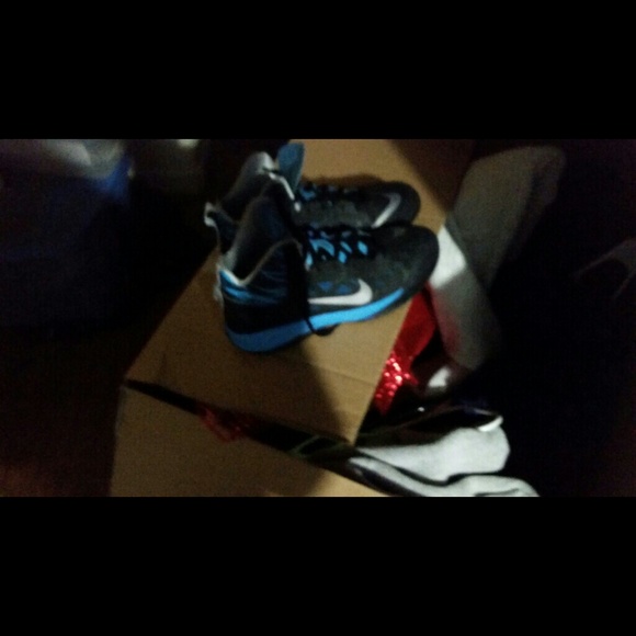 Nike - Picture 3 of 3