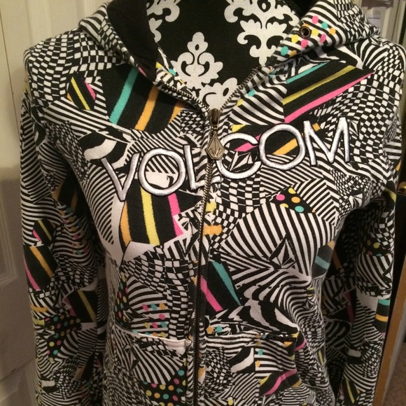 Volcom Sweaters - Colorful Volcom hoodie
