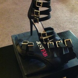 Just Fab 8.5 gladiator heel