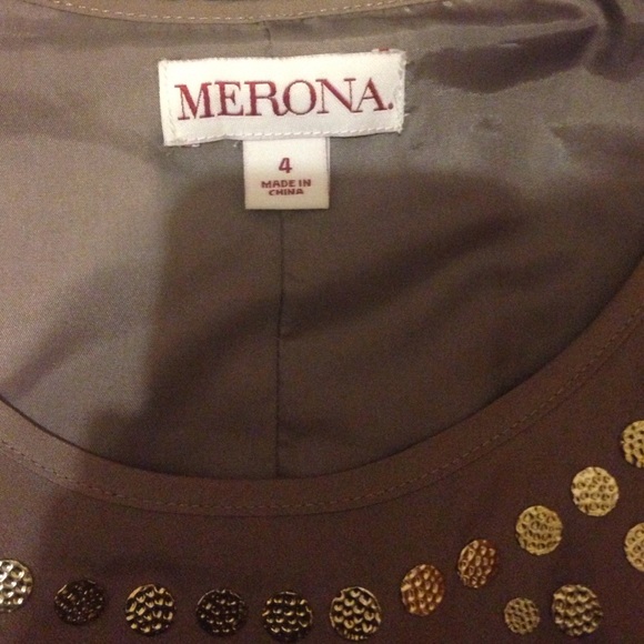 Dress ! - Picture 3 of 3