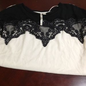 Lauren Conrad Top Size M