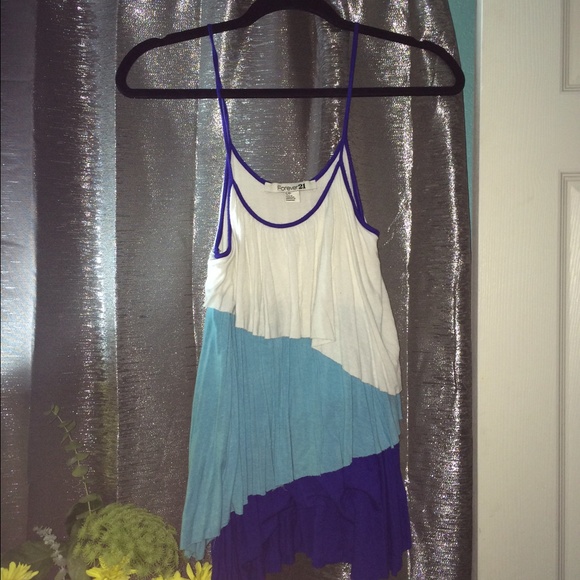 BLUE 🔹 WHITE RUFFLED TANK TOP !!