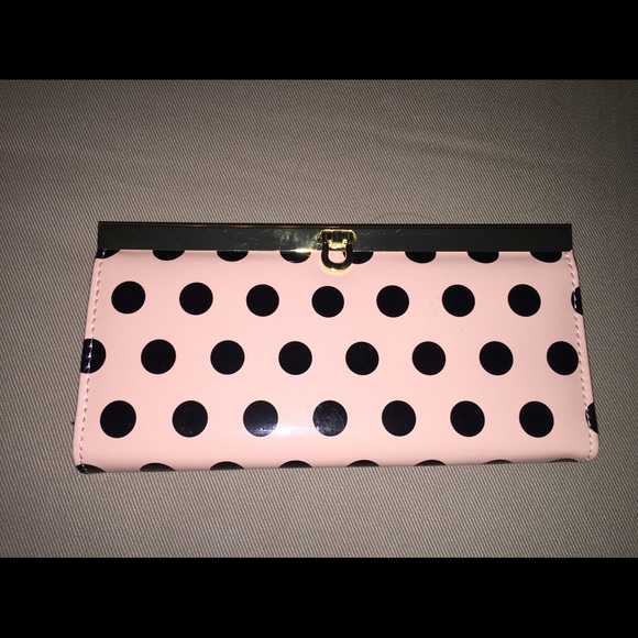 🚫SOLD🚫NWOT pink & black wallet