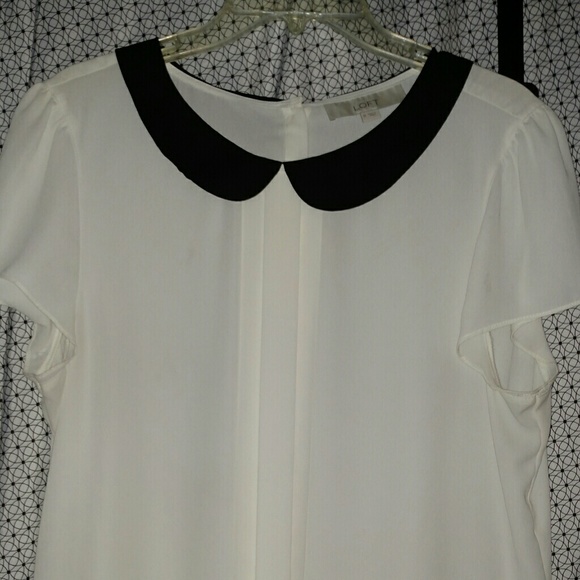 Ivory collared blouse -