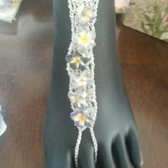 BEAUTIFUL Handmade foot jewelry.