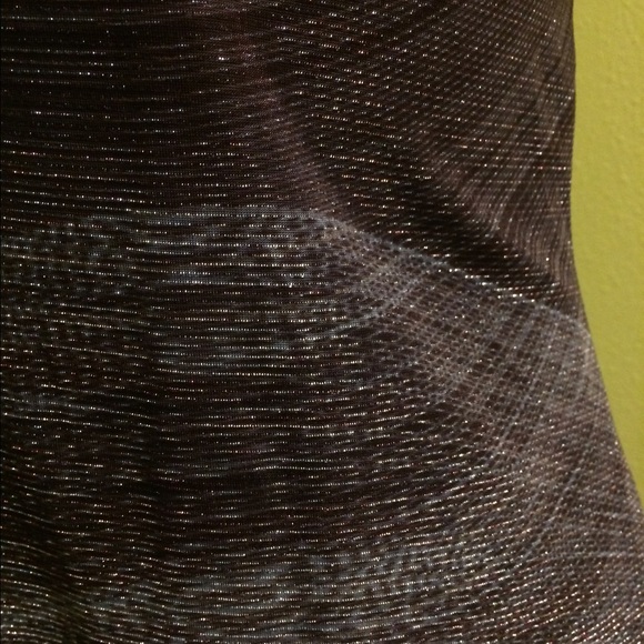 Gifted. Sparkly metallic dress - Picture 3 of 4