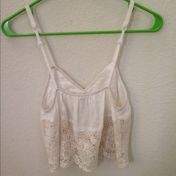 LF crochet crop top - Picture 2 of 4