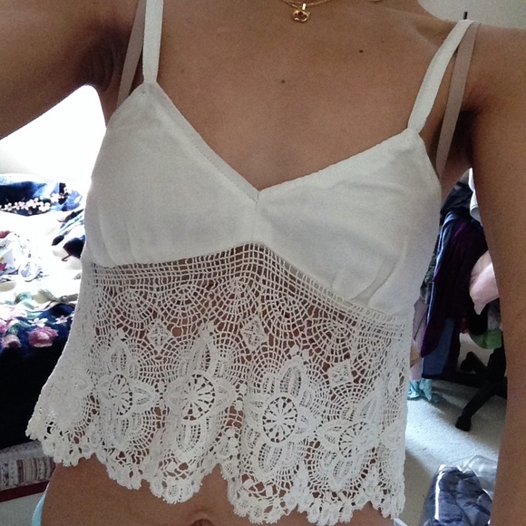 LF crochet crop top - Picture 4 of 4