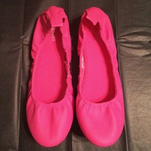 Bright Neon Pink Flats!