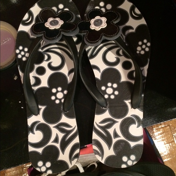 Vera Bradley flip flops.