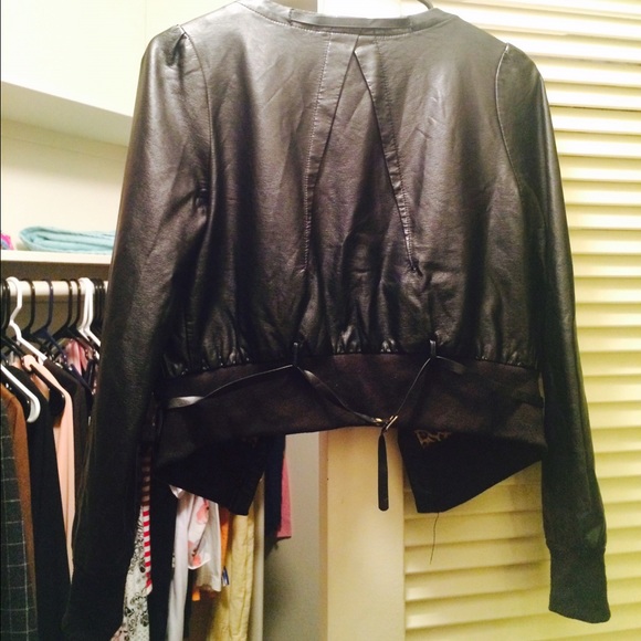 Leather jacket. Black. - Picture 2 of 3